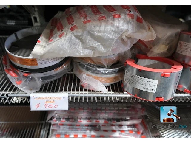 Uitgebreid assortiment aan fittingen en toebehoren voor verwarmingsinstallateurs - afbeelding 25 van  30