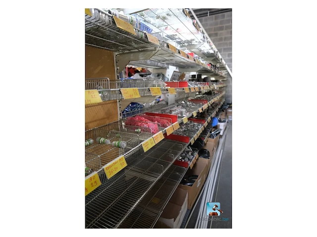 Uitgebreid assortiment verbruiksartikelen voor verwarmingsinstallateurs - afbeelding 1 van  37