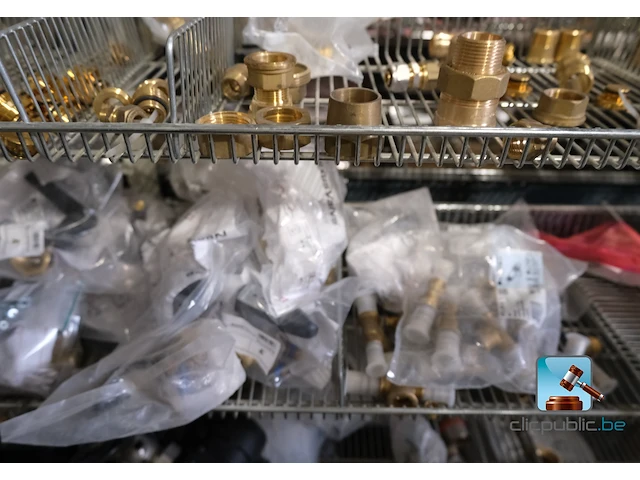 Uitgebreid assortiment verbruiksartikelen voor verwarmingsinstallateurs - afbeelding 5 van  45