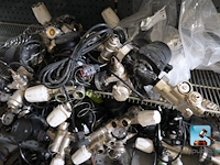 Uitgebreid assortiment verbruiksartikelen voor verwarmingsinstallateurs - afbeelding 6 van  45
