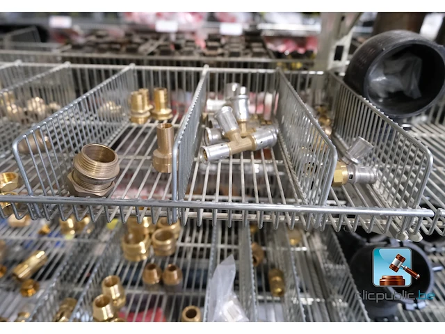 Uitgebreid assortiment verbruiksartikelen voor verwarmingsinstallateurs - afbeelding 9 van  45