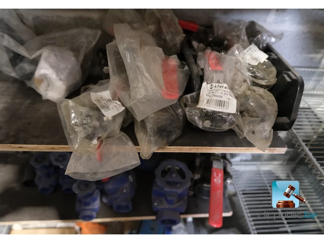 Uitgebreid assortiment verbruiksartikelen voor verwarmingsinstallateurs - afbeelding 41 van  45