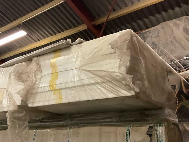 Uitgebreid polystyreen (eps) plaat voor polystyreen afscreed - afbeelding 1 van  3