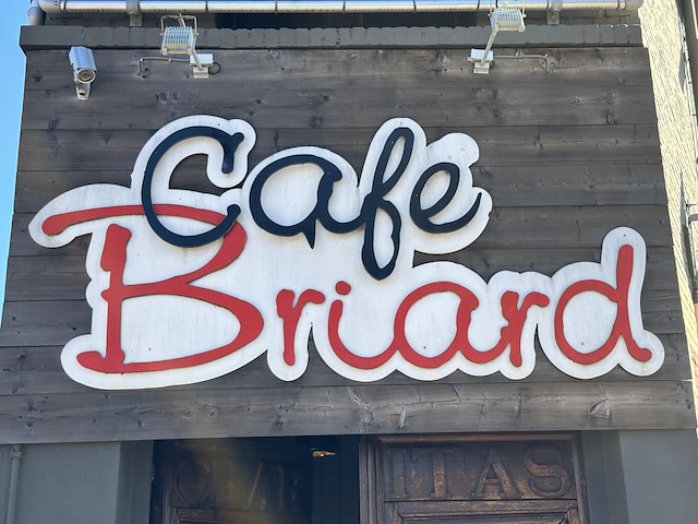 Uithangbord caf� briard - afbeelding 1 van  2