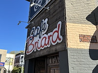 Uithangbord caf� briard - afbeelding 2 van  2