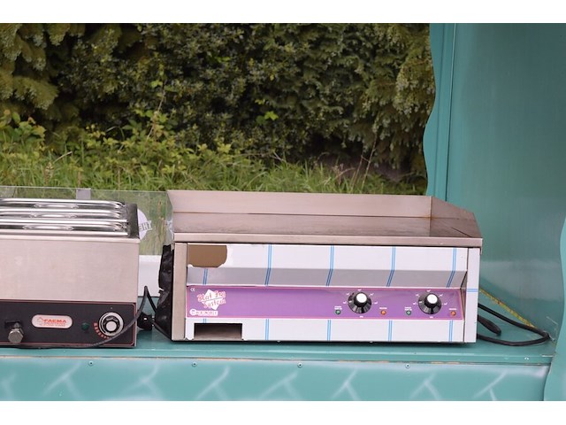 Uitklapbare foodtruck op aanhangwagen ca. 215x110cm, b 116 cm , bakplaat en bain- marie inbegrepen - afbeelding 14 van  15