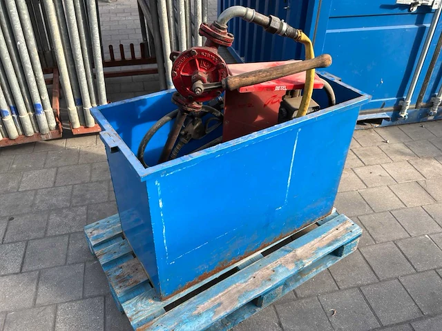 Uitlekbak diverse bouwmaterialen - afbeelding 1 van  3