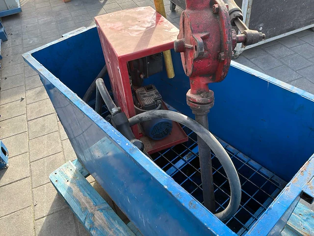 Uitlekbak diverse bouwmaterialen - afbeelding 3 van  3
