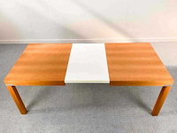 Uitrekbare houten - tafel - afbeelding 1 van  25