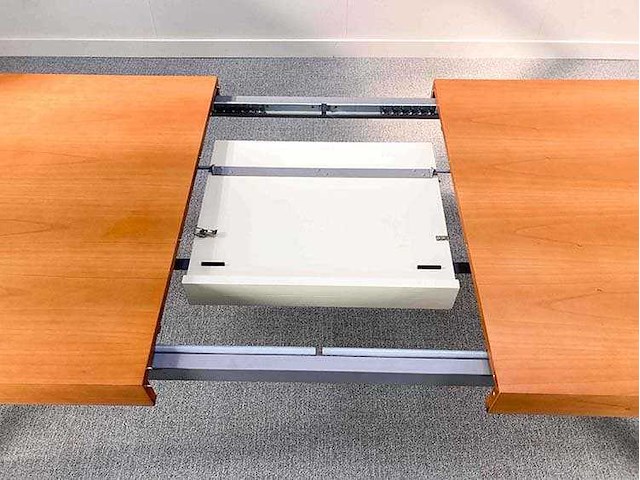 Uitrekbare houten - tafel - afbeelding 23 van  25