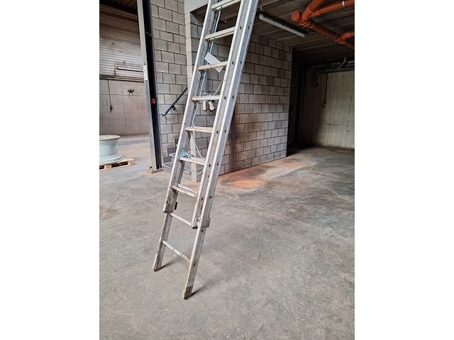 Uitschuifbare ladder, 2 x 18 treden - afbeelding 3 van  3