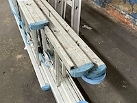 Uitschuifbare ladder - afbeelding 2 van  4