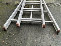 Uitschuifbare ladder - afbeelding 2 van  5