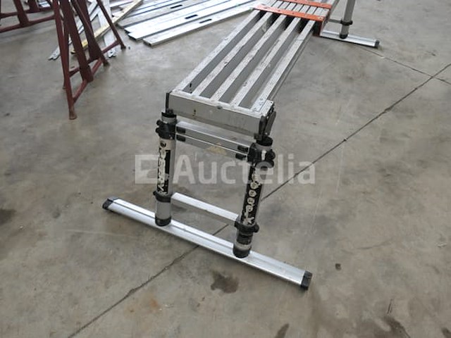 Uitschuifbare tray en verstelbare petry - afbeelding 2 van  5