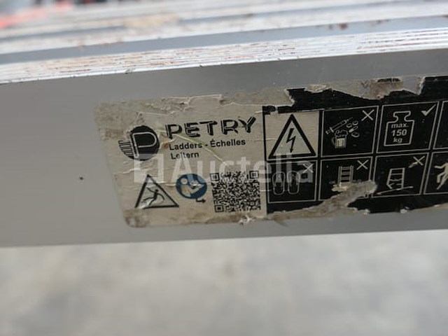 Uitschuifbare tray en verstelbare petry - afbeelding 3 van  5