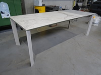 Uitschuifbare tuintafel - afbeelding 2 van  5