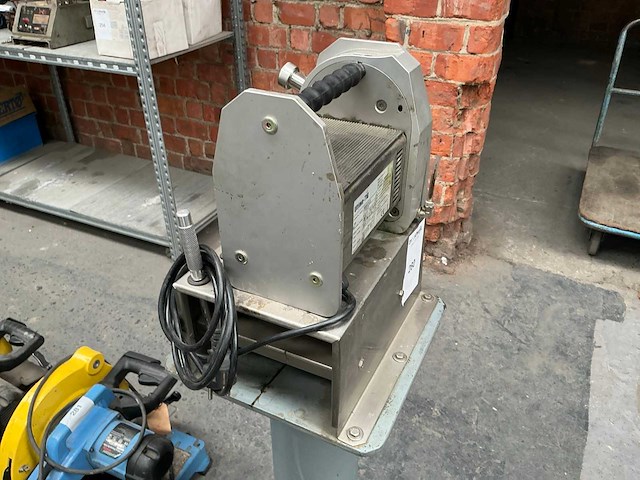 Ultima-tig ut03-2 wolfraam elektrodeslijpmachine - afbeelding 6 van  7