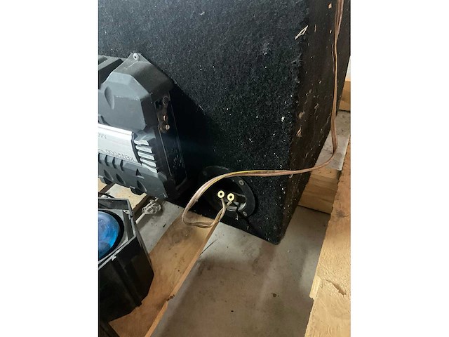 Ultimate subwoofer en amplifier kenwood - afbeelding 8 van  9