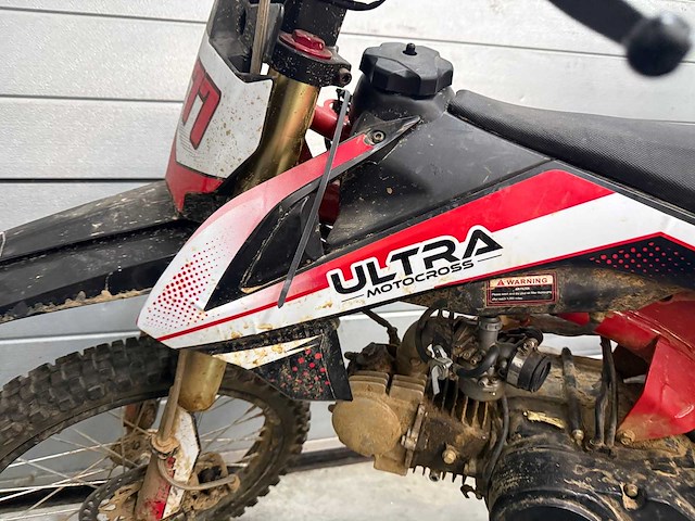 Ultra - cross - 125 - motorfiets - afbeelding 7 van  9