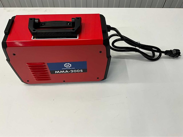 Ultra force equipment mma-200s elektrode lasapparaat en gereedschapskoffer incl gereedschap - afbeelding 22 van  26