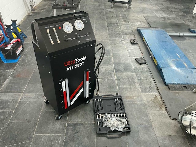 Ultra toolz atf-20dt transmissieolieverversingsmachine - afbeelding 2 van  8