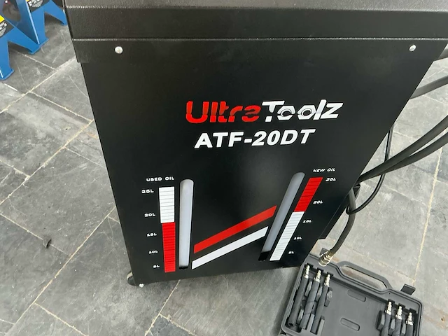 Ultra toolz atf-20dt transmissieolieverversingsmachine - afbeelding 1 van  9