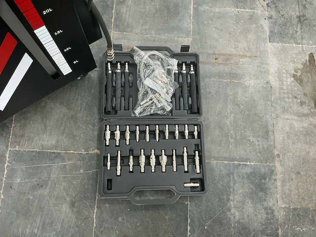 Ultra toolz atf-20dt transmissieolieverversingsmachine - afbeelding 6 van  9