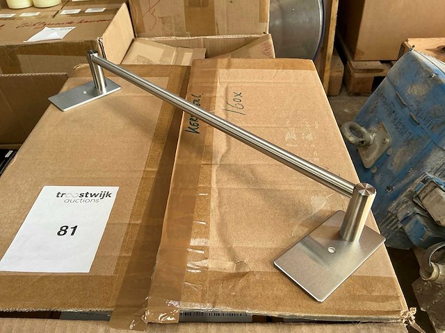 Umi rvs handdoekdroger (46x) - afbeelding 1 van  4
