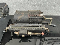 Underwood oude typmachine en telmachine - afbeelding 3 van  4
