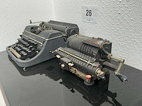 Underwood oude typmachine en telmachine - afbeelding 4 van  4