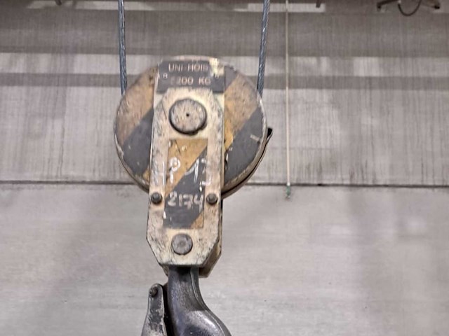 Uni crane 3200 kg hefbrug - afbeelding 5 van  5