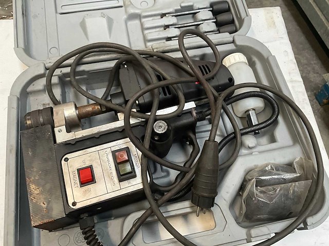 Uni in 050149 magneetboormachine - afbeelding 6 van  8