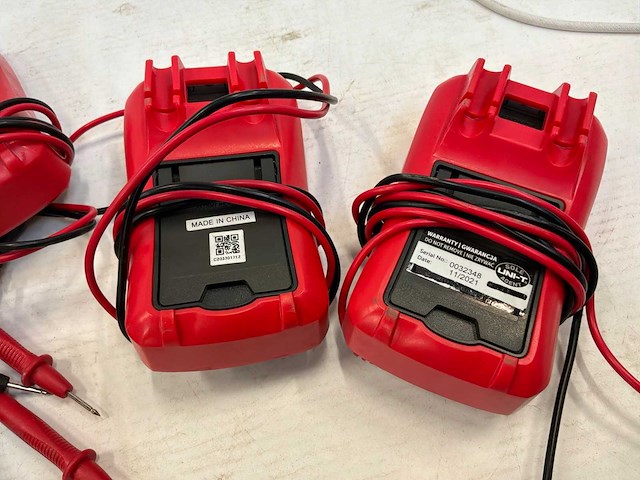 Uni-t ut33+ multimeter (4x) - afbeelding 2 van  2