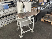 Unic 150 knipmachine-uithoek machine manueel