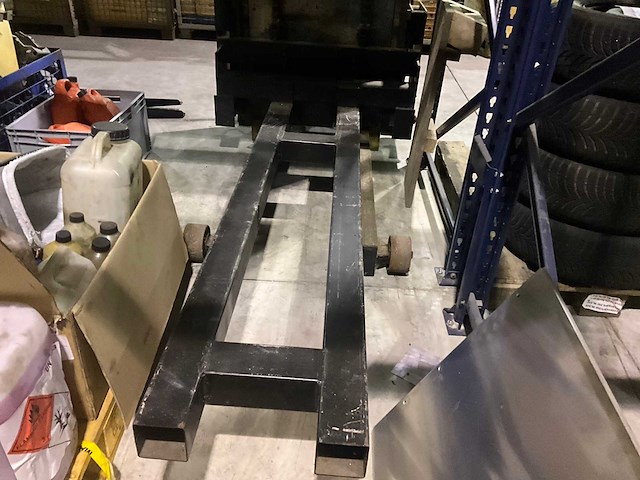 Unic sahmm cm2 hefbrug - afbeelding 6 van  11