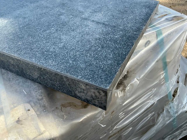 Uniceramica zwembadboordstenen ca 21,6 lm - afbeelding 5 van  5