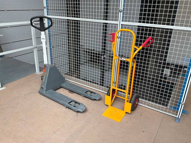 Unicraft hand hydraulische palletwagen - afbeelding 1 van  4
