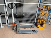 Unicraft hand hydraulische palletwagen - afbeelding 2 van  4