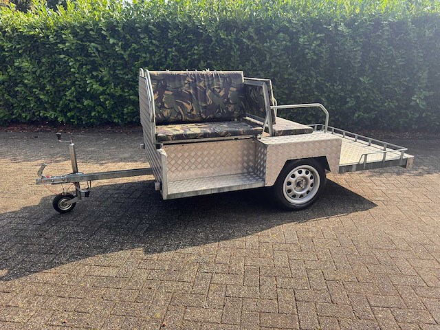 Unieke aanhangwagen voor de jacht - afbeelding 1 van  26