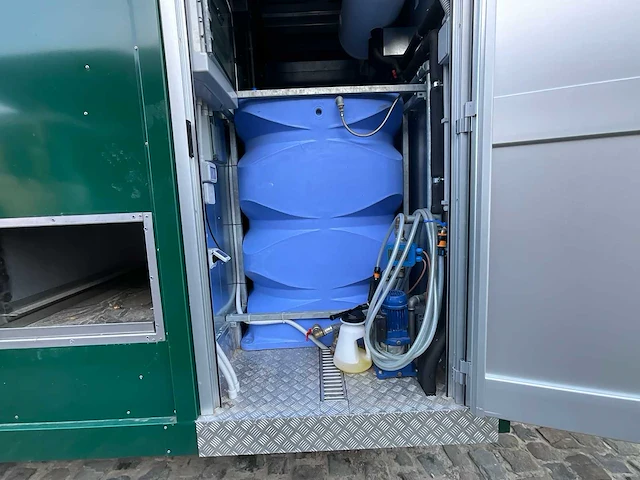 Unieke mobiele slachteenheid faza compact 2025 voor pluimvee & konijnen incl. scania vrachtwagen – favv goedgekeurd - afbeelding 30 van  55