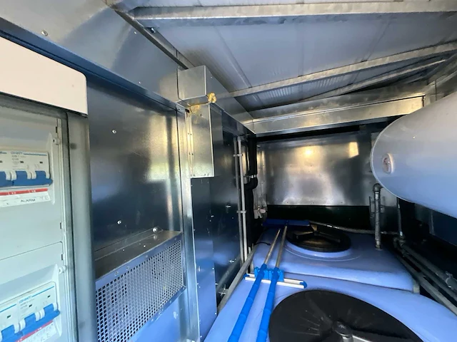 Unieke mobiele slachteenheid faza compact 2025 voor pluimvee & konijnen incl. scania vrachtwagen – favv goedgekeurd - afbeelding 40 van  55