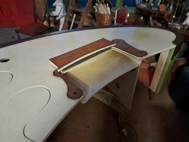 Unieke retro bureau / toonbank - afbeelding 5 van  6