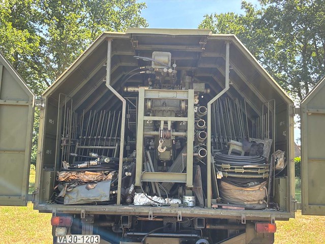 Unieke v8 diesel ural 6x6 vrachtwagens 2 zeldzame oldtimer (2x) - afbeelding 26 van  58