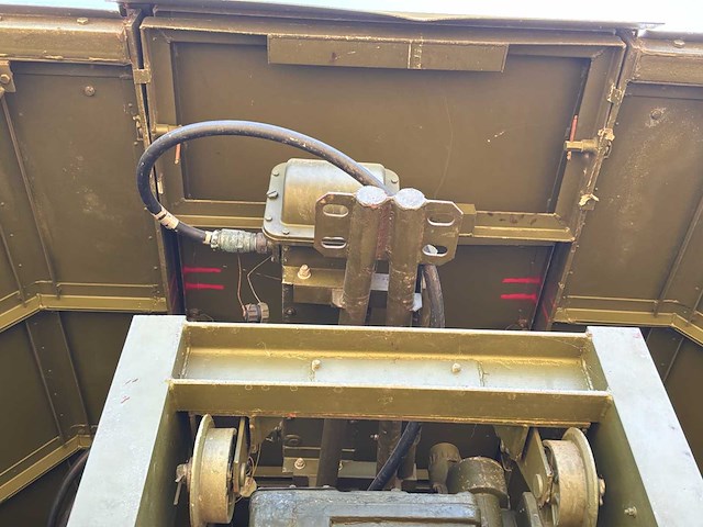 Unieke v8 diesel ural 6x6 vrachtwagens 2 zeldzame oldtimer (2x) - afbeelding 27 van  58