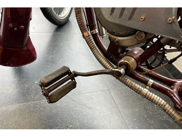 Unieke whizzer lichte motorfiets exclusief - afbeelding 11 van  12