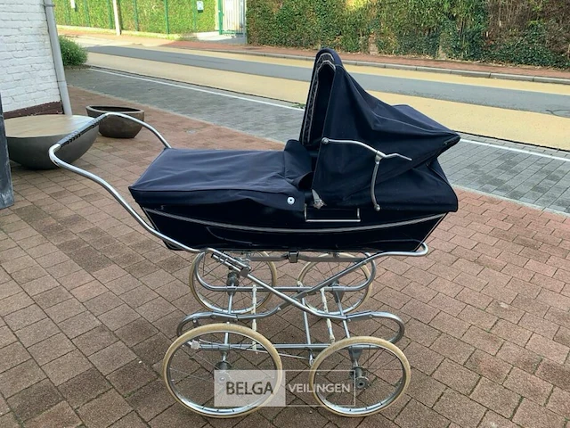 Unieke zeldzame kinderwagen - afbeelding 3 van  3