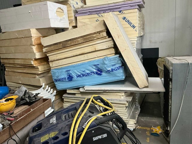 Unilin en ravatherm partij isolatiepanelen - afbeelding 2 van  2