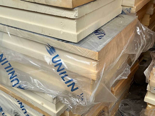 Unilin partij utherm wall tand&groef isolatie - afbeelding 2 van  3