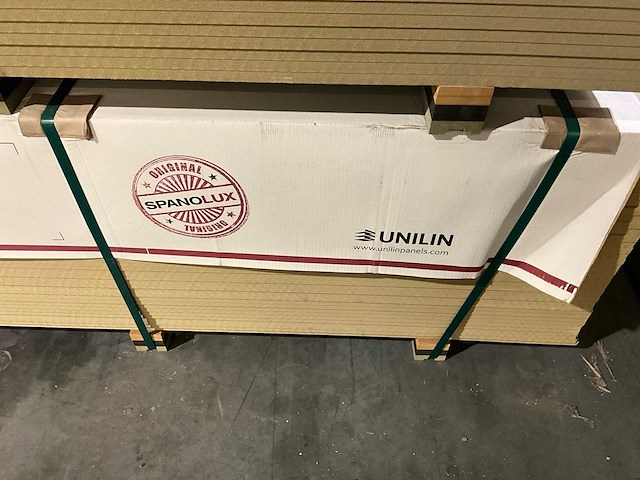 Unilin spanolux grote partij hout plaatmateriaal - afbeelding 3 van  5