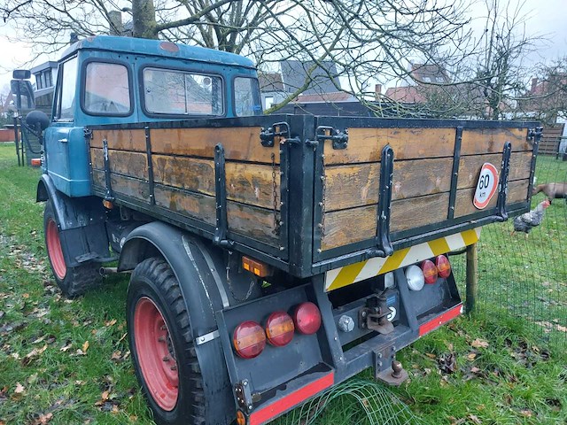 Unimog oldtimer - afbeelding 4 van  6
